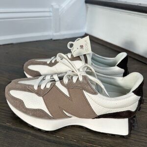 NEW New Balance White and Brown Sneakers CALIA 327 Style Size 9.5 RARE Leather